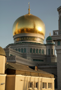 Сусальное золочение куполов и полумесяцев мечетей
